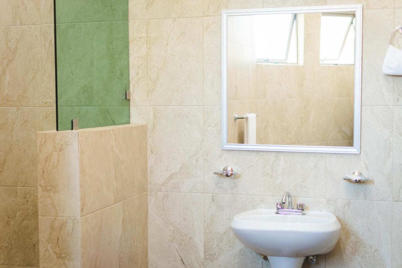 La Lola Hotel & Suites Mazatlán Kültér fotó